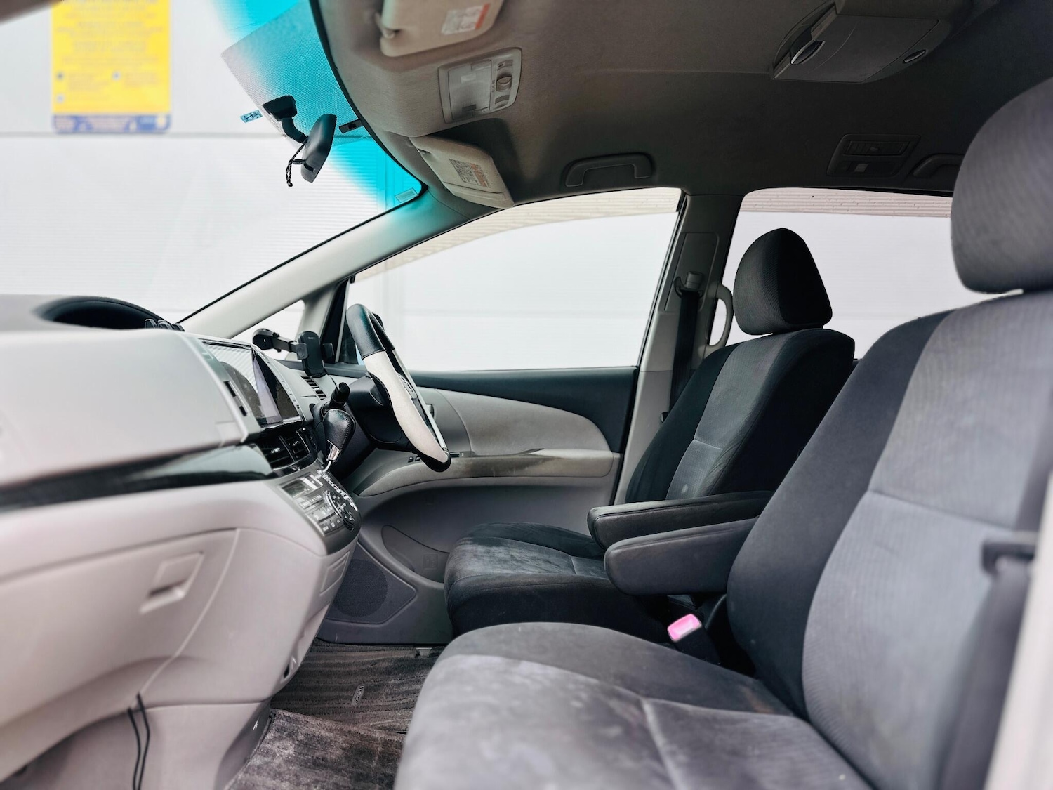 Used Toyota Estima 2018 for sale - 76473177: Photo 55