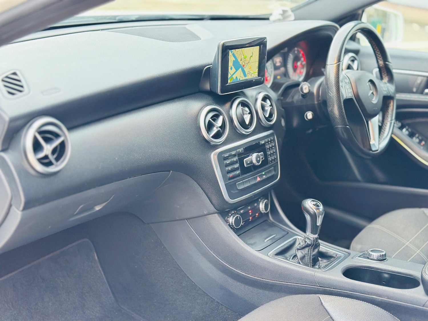 Used Mercedes-Benz A-Class 2014 for sale - 77633626: Photo 27