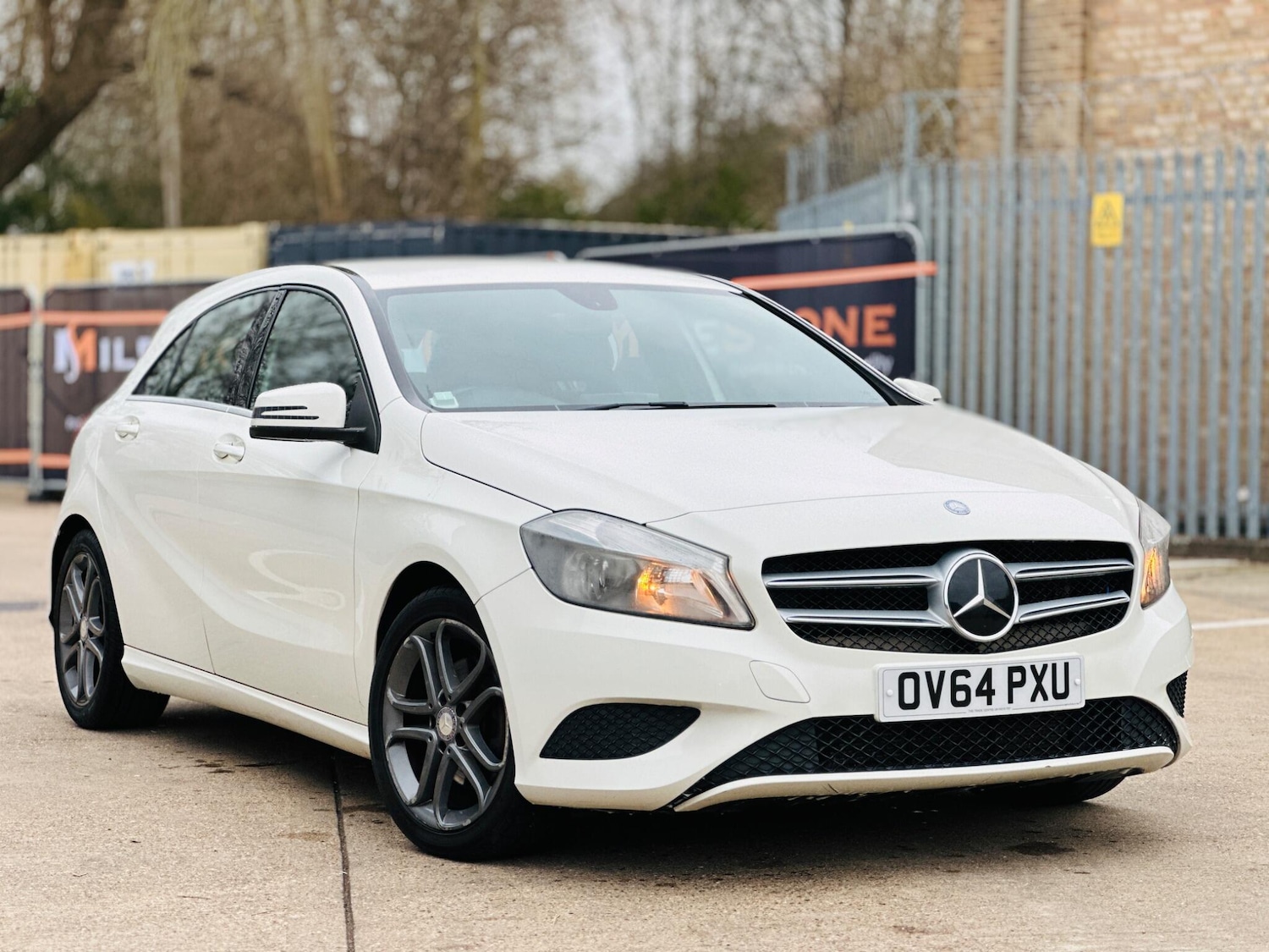 Used Mercedes-Benz A-Class 2014 for sale - 77633626: Photo 39