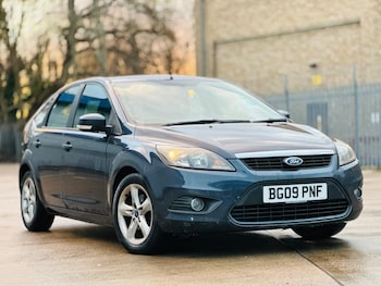 (09) - 1.6 Zetec 5dr
