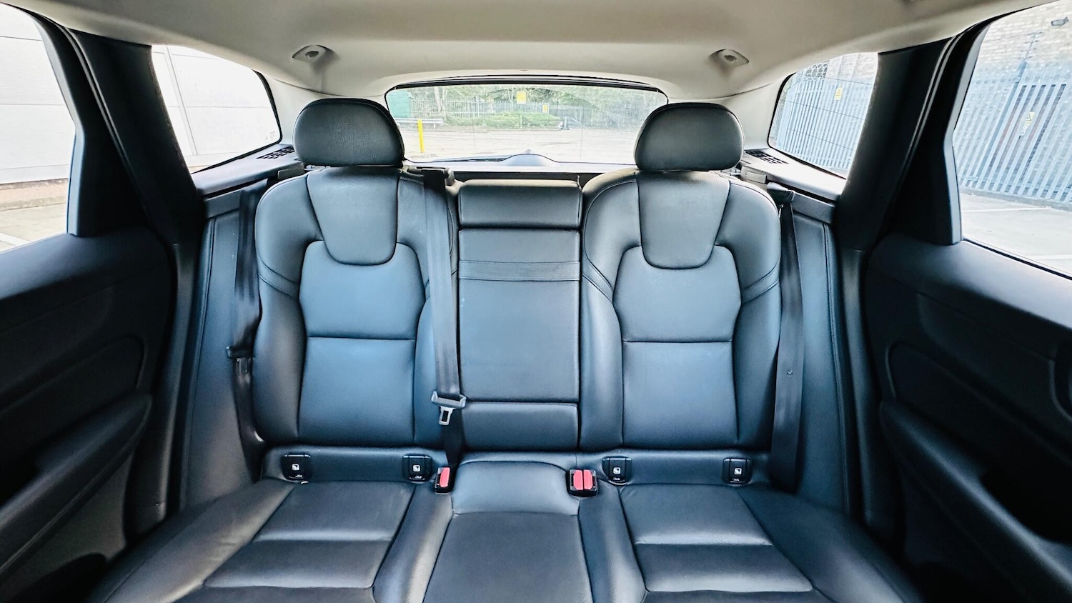 Used Volvo XC60 for sale - 77768071: Photo 38