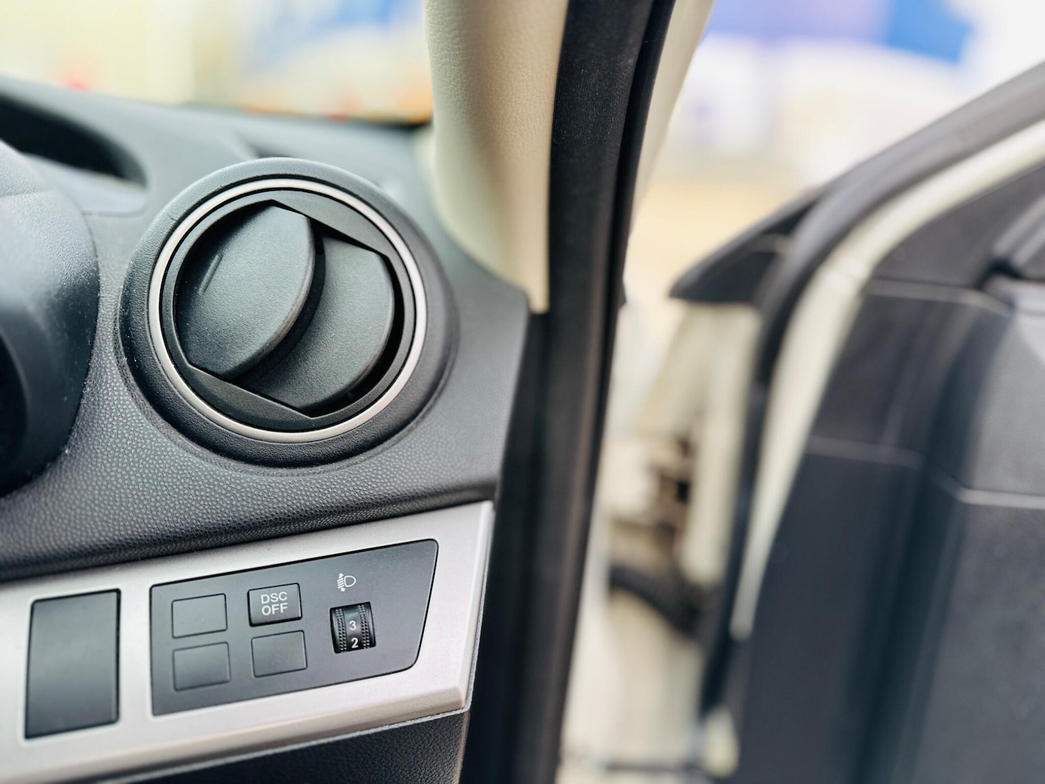 Used Mazda Mazda3 2009 for sale - 77559133: Photo 15