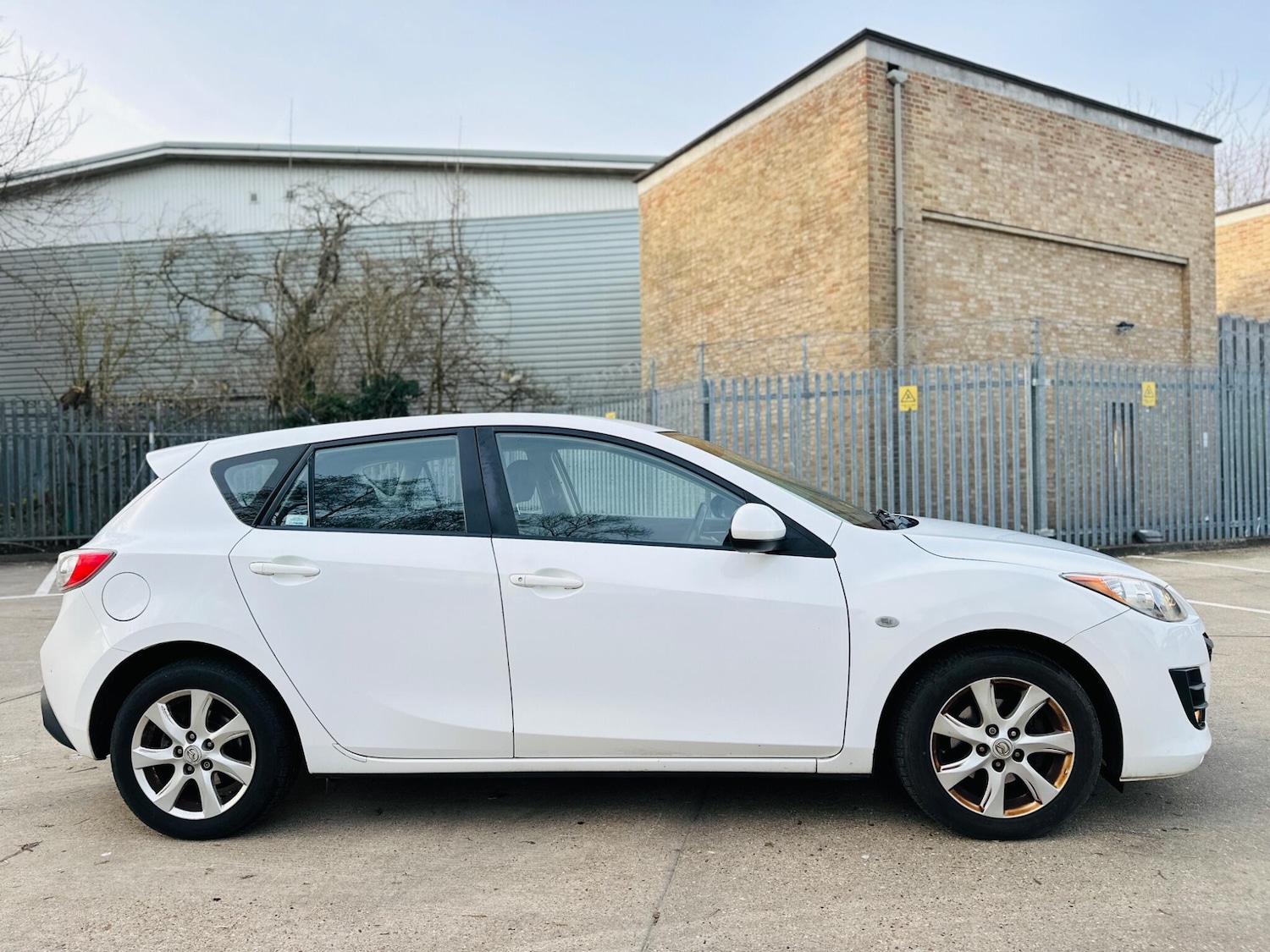 Used Mazda Mazda3 2009 for sale - 77559133: Photo 8