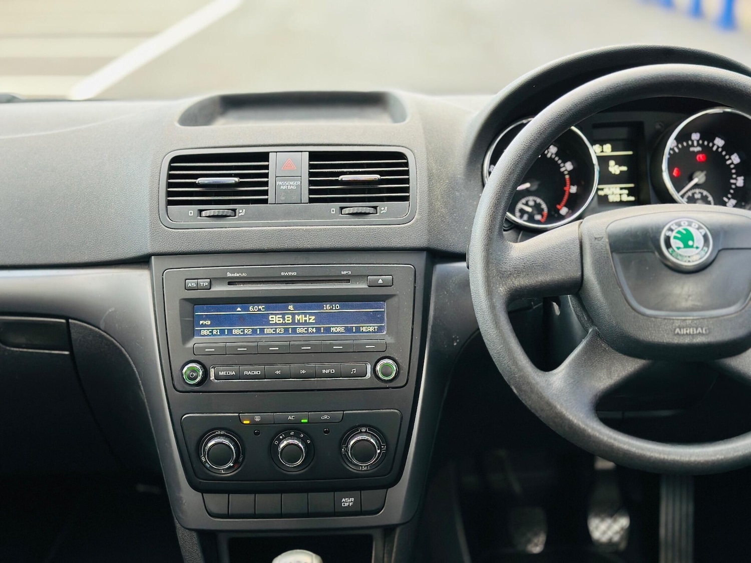 Used Skoda Yeti 2010 for sale - 77131480: Photo 12