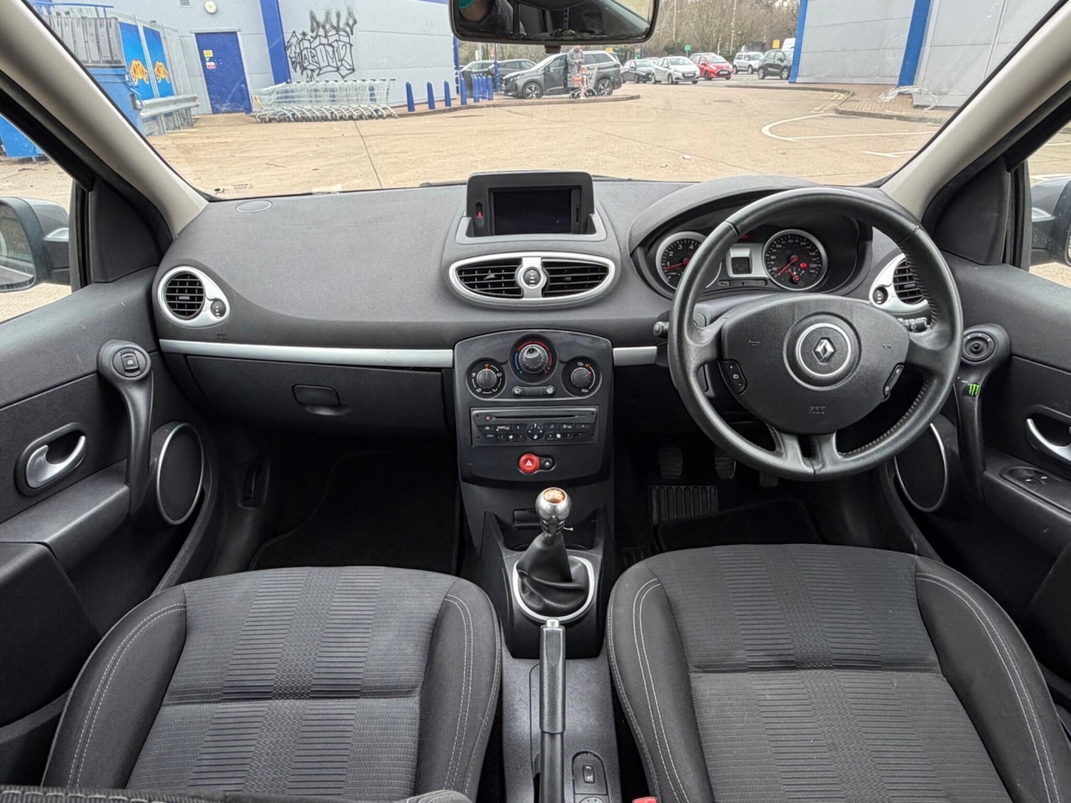 Used Renault Clio 2010 for sale - 77237720: Photo 17