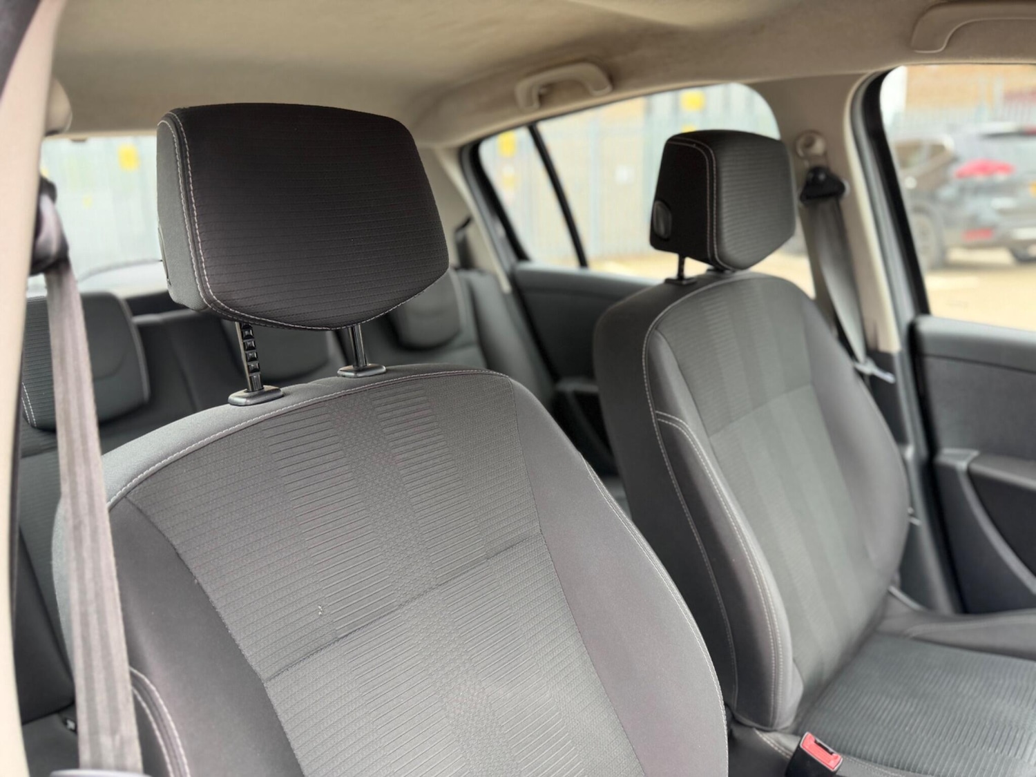 Used Renault Clio 2010 for sale - 77237720: Photo 25