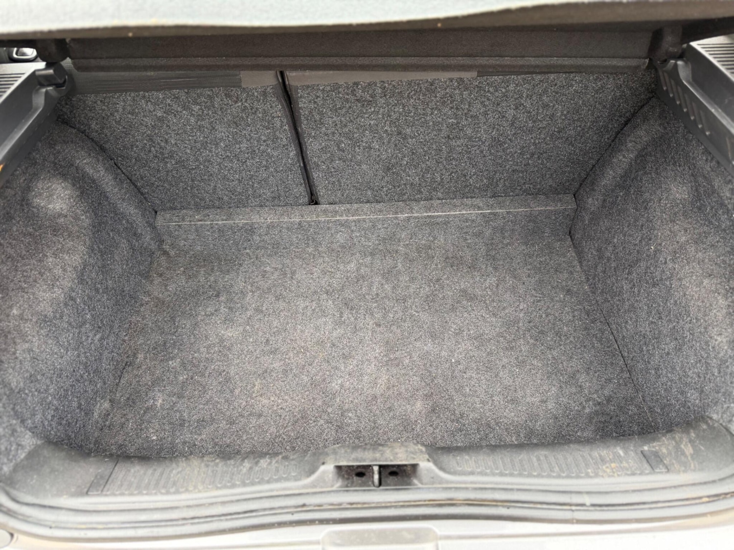 Used Renault Clio 2010 for sale - 77237720: Photo 45