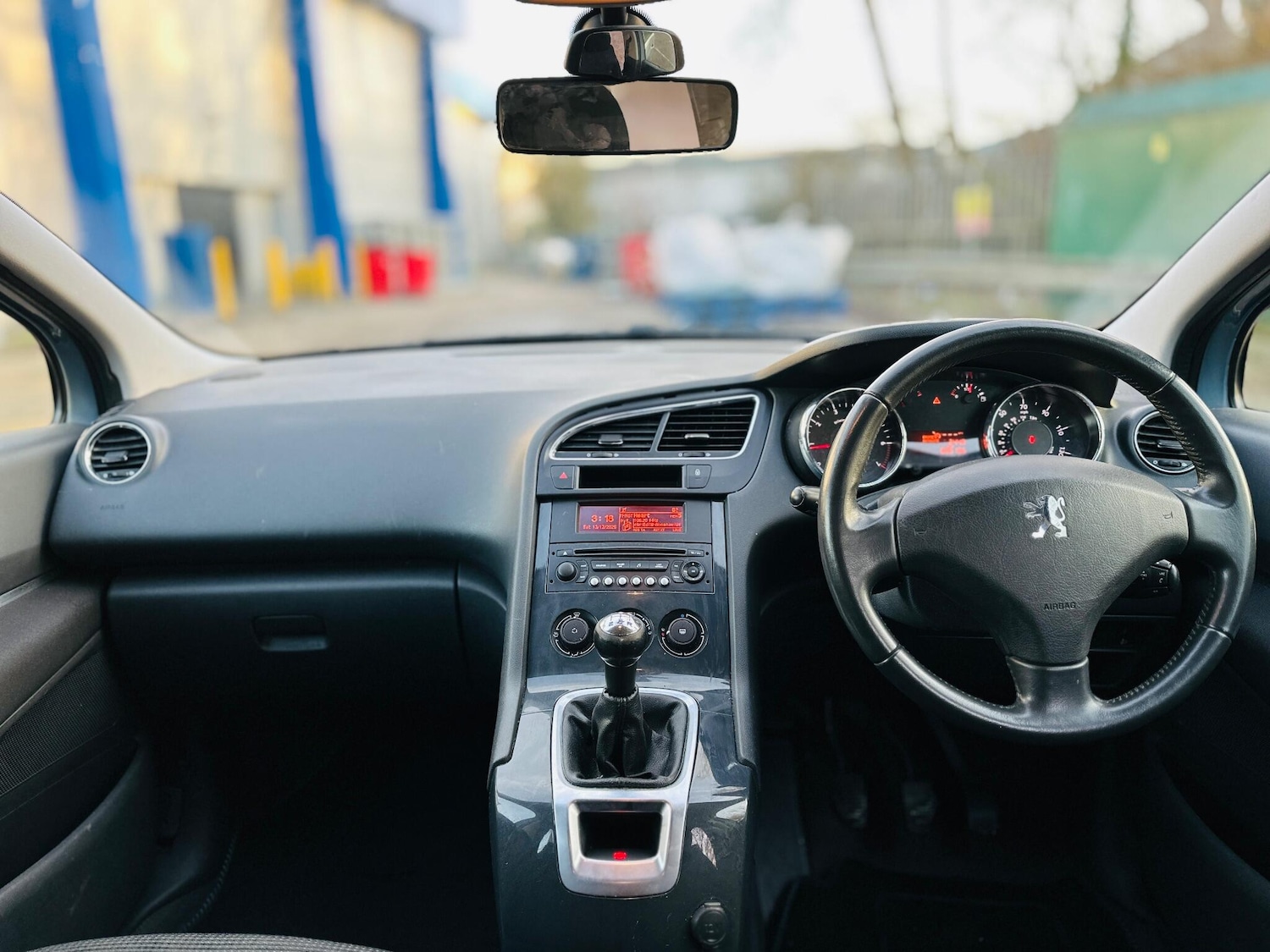 Used Peugeot 5008 2011 for sale - 77084424: Photo 19