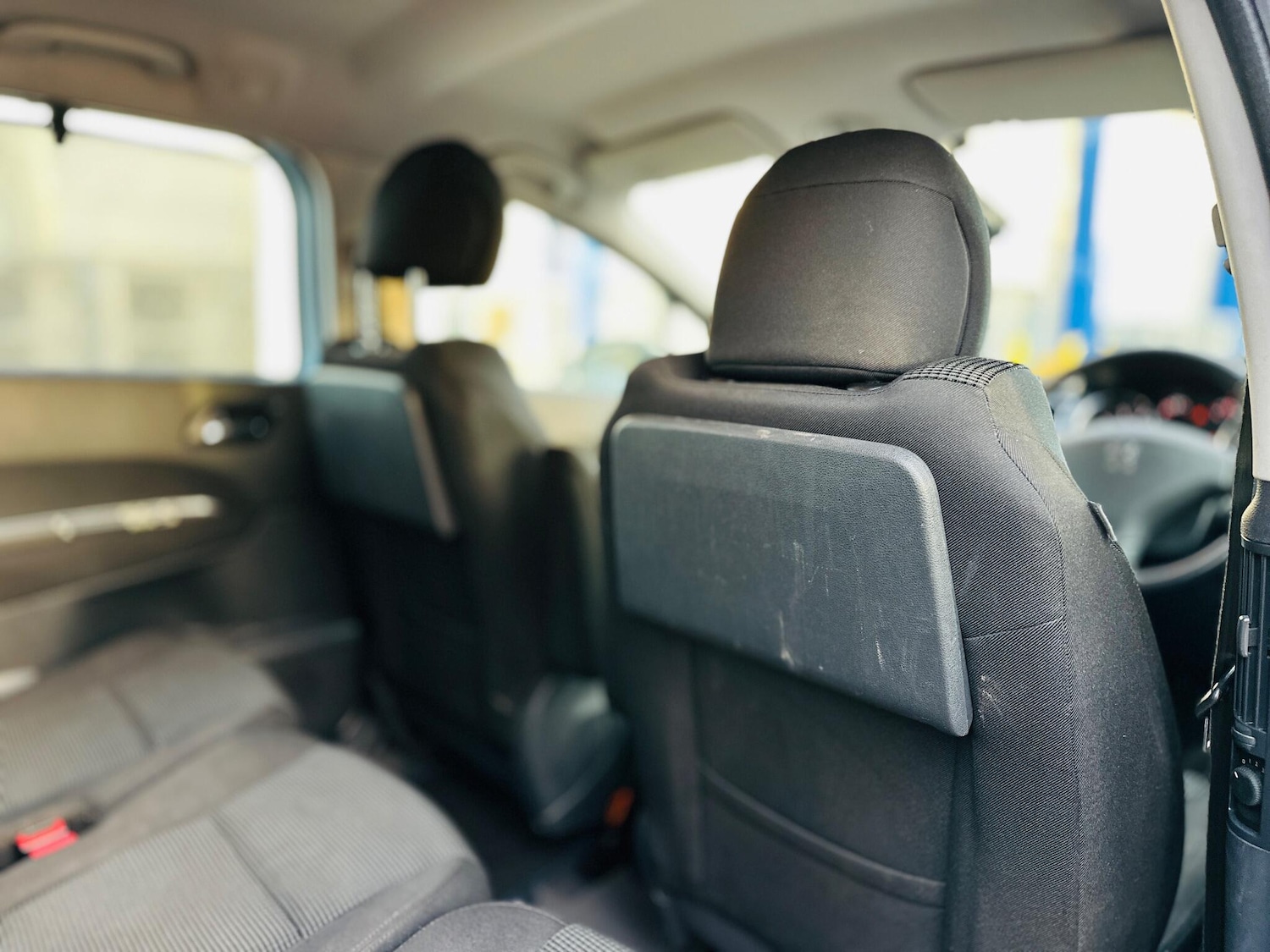 Used Peugeot 5008 2011 for sale - 77084424: Photo 29