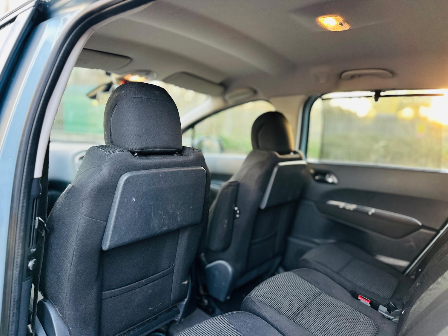 Used Peugeot 5008 2011 for sale - 77084424: Photo 31