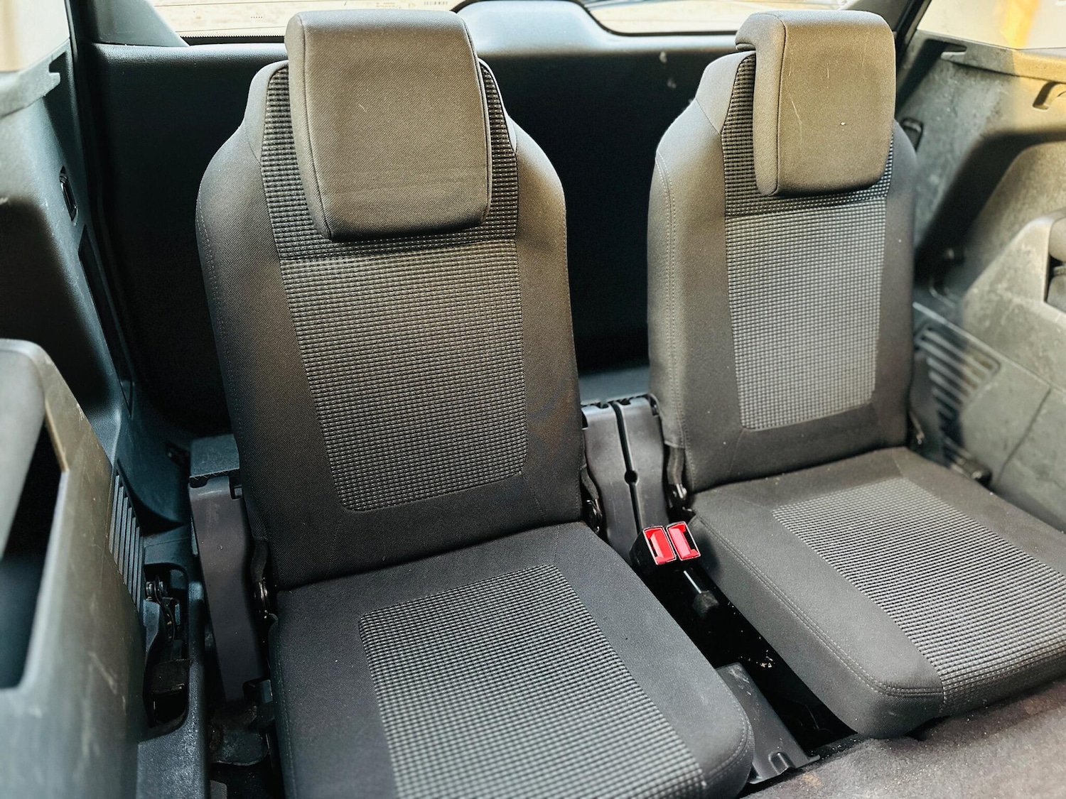 Used Peugeot 5008 2011 for sale - 77084424: Photo 34