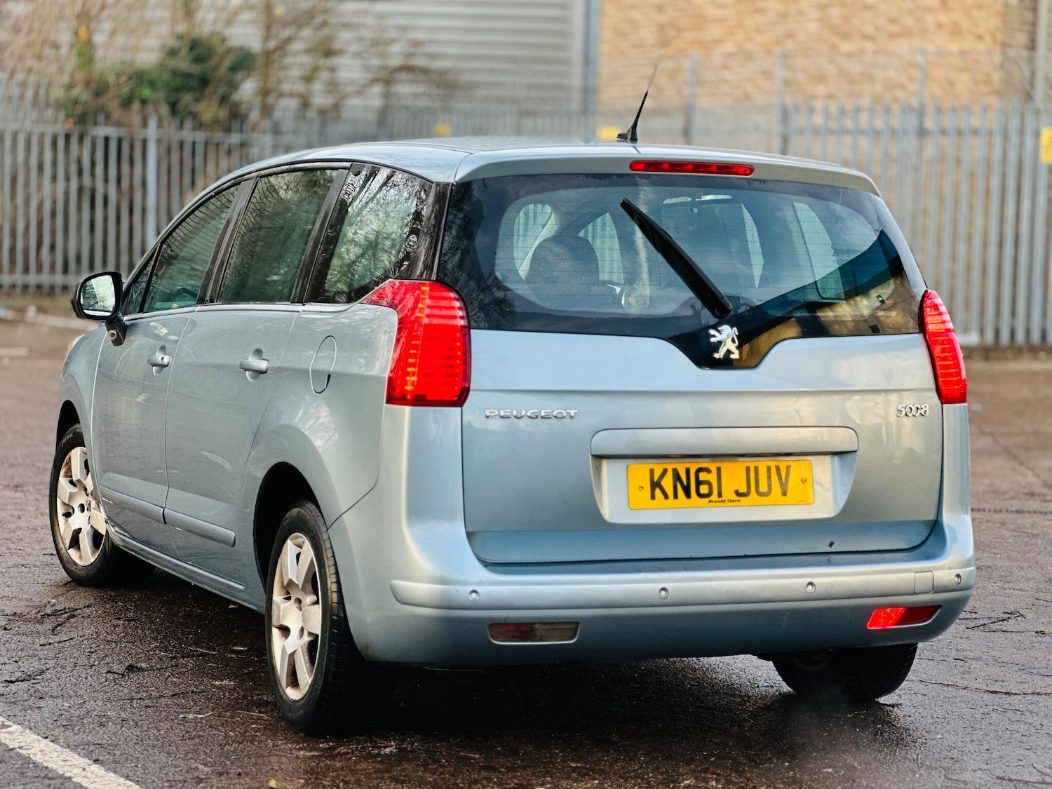 Used Peugeot 5008 2011 for sale - 77084424: Photo 40