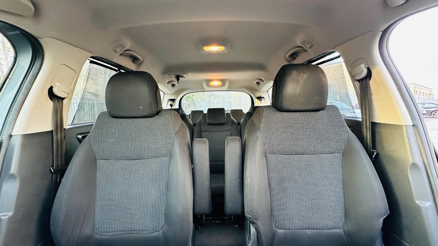 Used Peugeot 5008 2011 for sale - 77084424: Photo 53