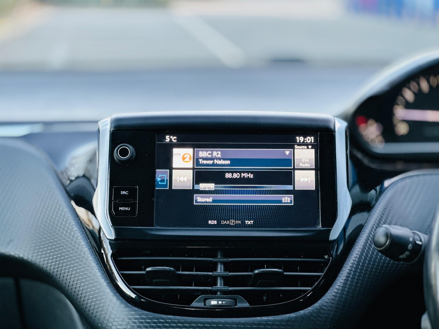 Used Peugeot 208 2017 for sale - 76613378: Photo 17