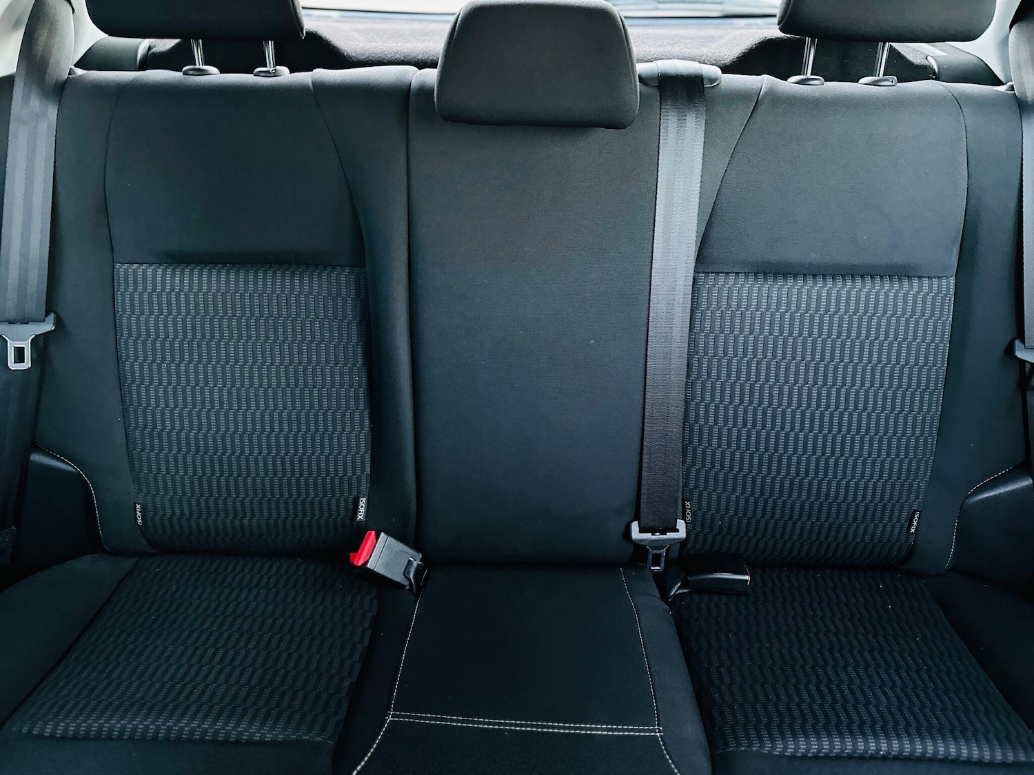 Used Peugeot 208 2017 for sale - 76613378: Photo 32