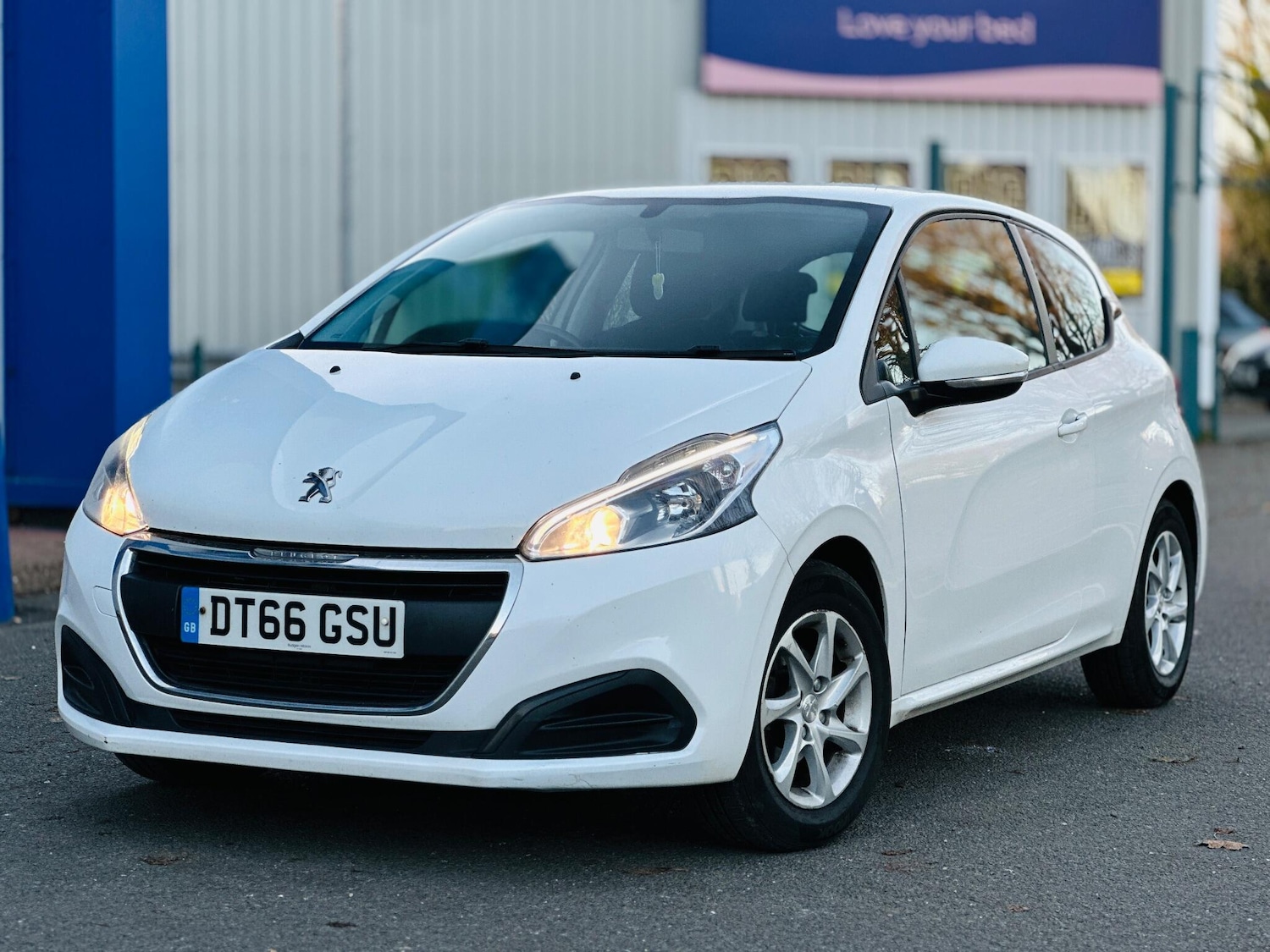 Used Peugeot 208 2017 for sale - 76613378: Photo 35