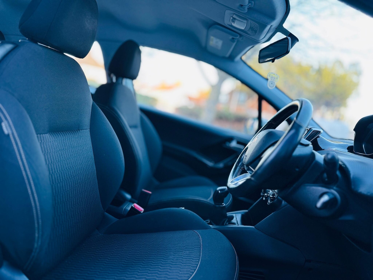 Used Peugeot 208 2017 for sale - 76613378: Photo 45