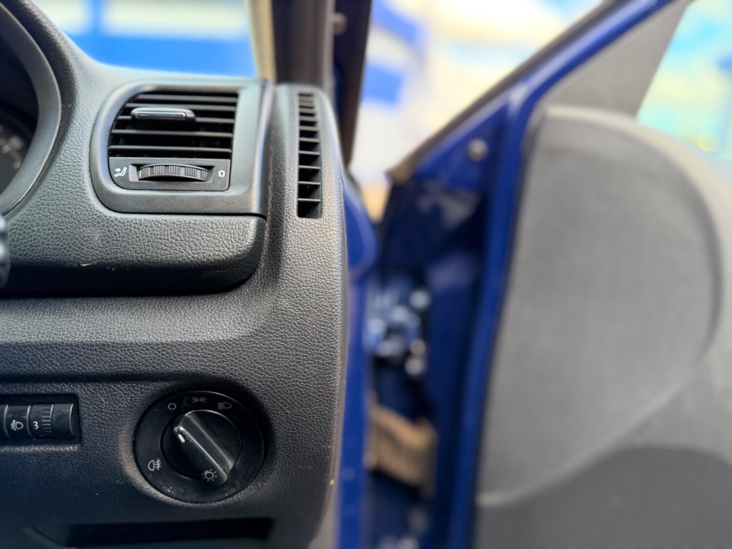 Used Skoda Fabia 2012 for sale - 77440975: Photo 44