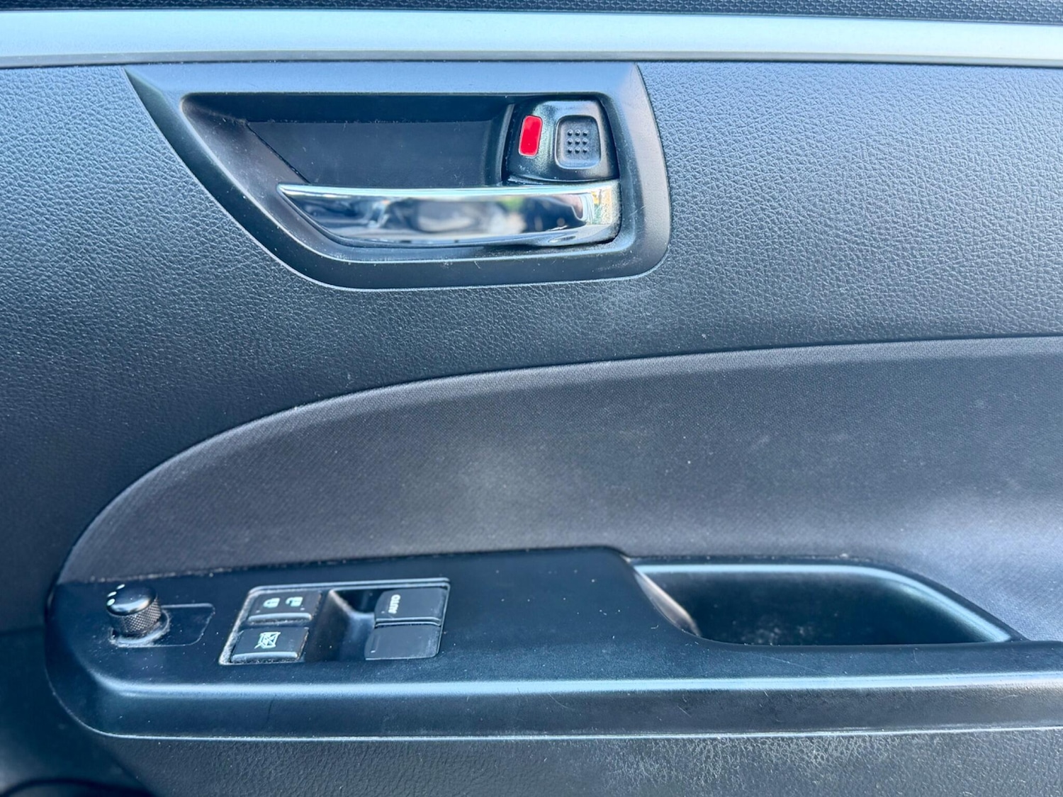 Used Suzuki Swift for sale - 77898657: Photo 15