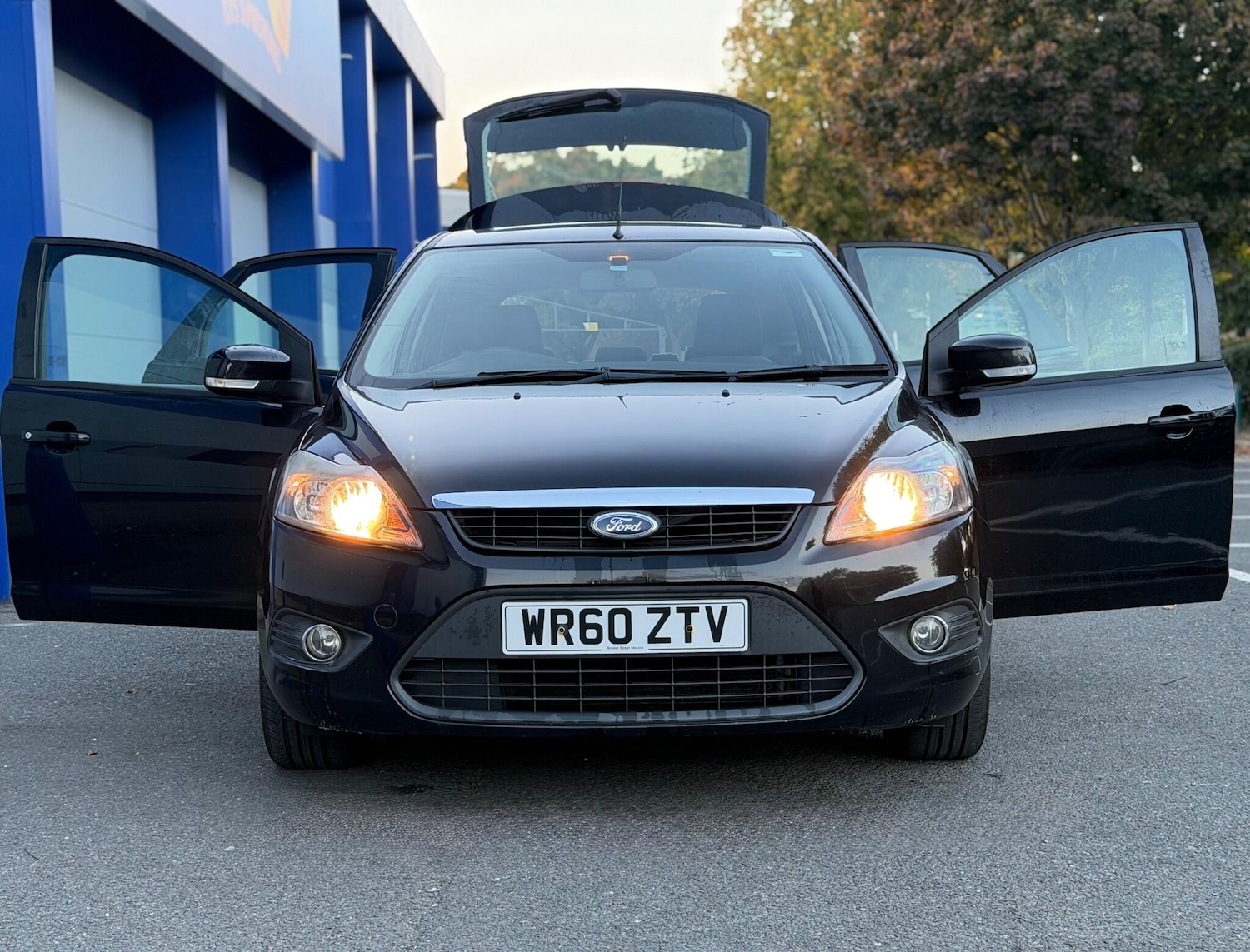 Used Ford Focus 2010 for sale - 76084867: Photo 11