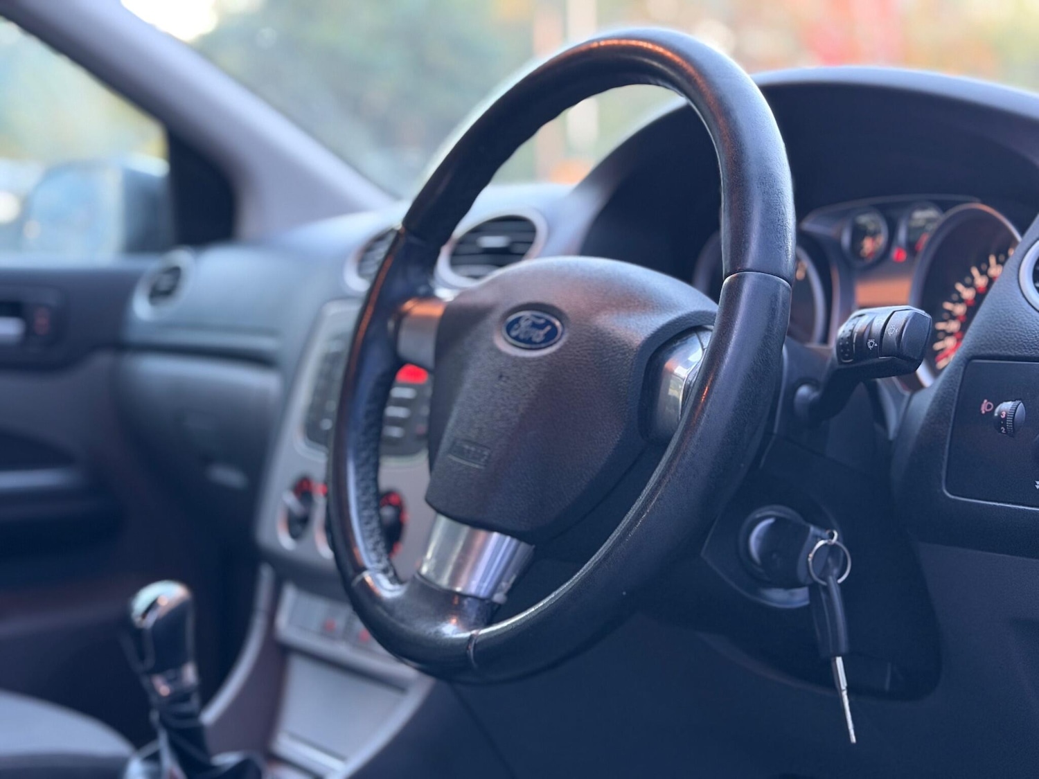 Used Ford Focus 2010 for sale - 76084867: Photo 14