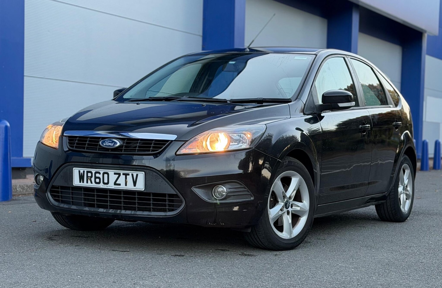 Used Ford Focus 2010 for sale - 76084867: Photo 2