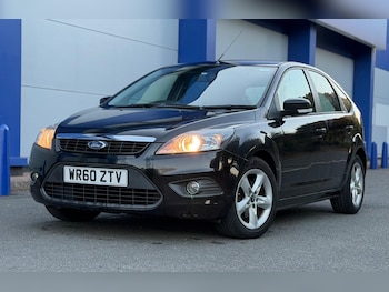 Used Ford Focus 2010 for sale - 76084867: Photo 2
