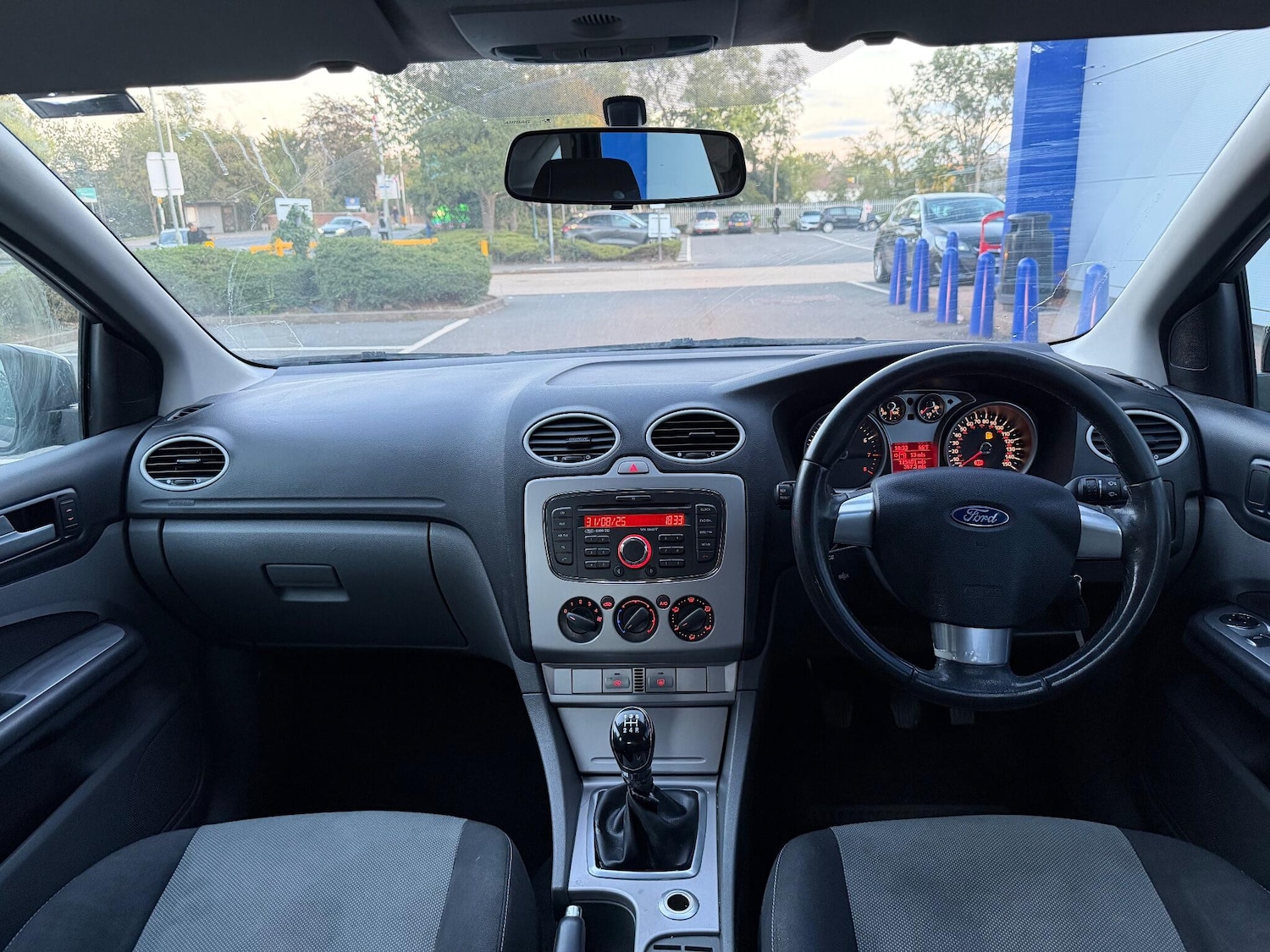 Used Ford Focus 2010 for sale - 76084867: Photo 3