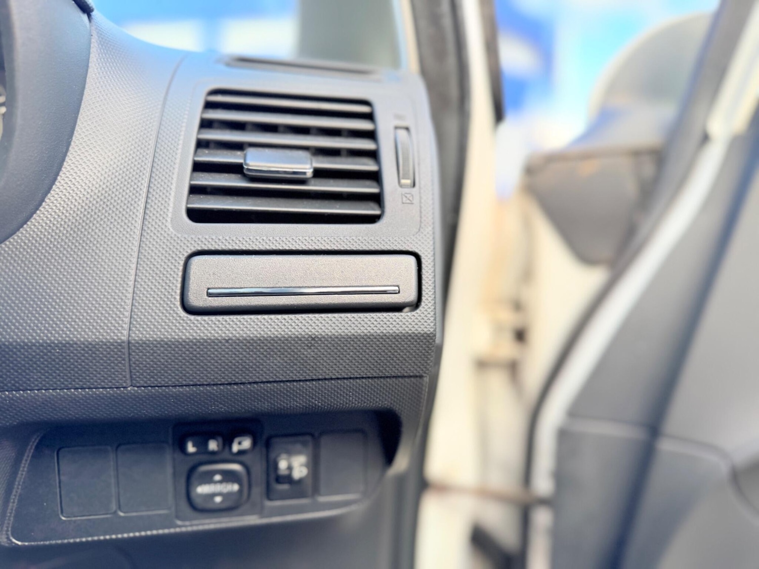 Used Toyota Auris for sale - 77441433: Photo 25