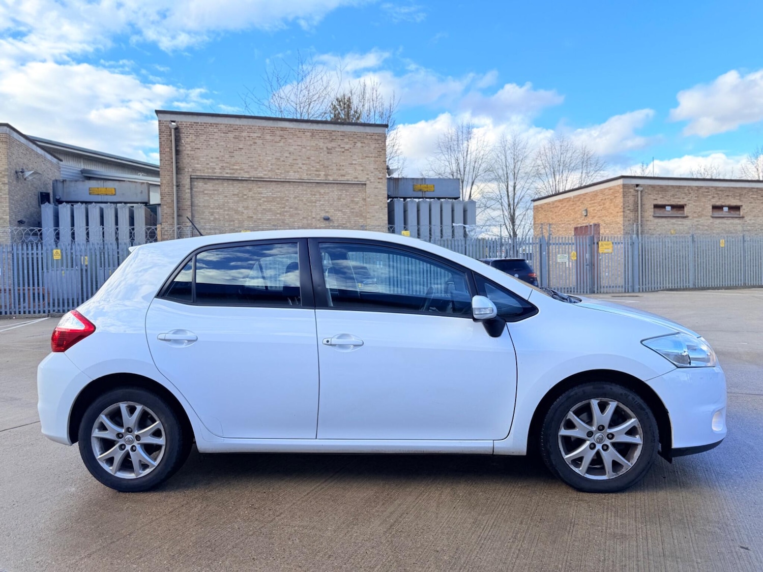 Used Toyota Auris for sale - 77441433: Photo 51