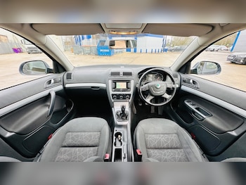 Used Skoda Octavia 2011 for sale - 77320346: Photo