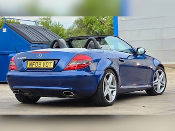 Used Mercedes-Benz SLK 2009 for sale - 79464453: Photo