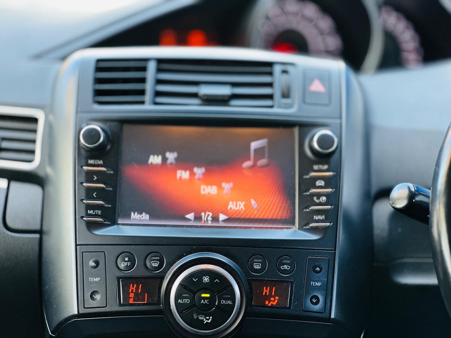 Used Toyota Verso 2017 for sale - 76423912: Photo 57