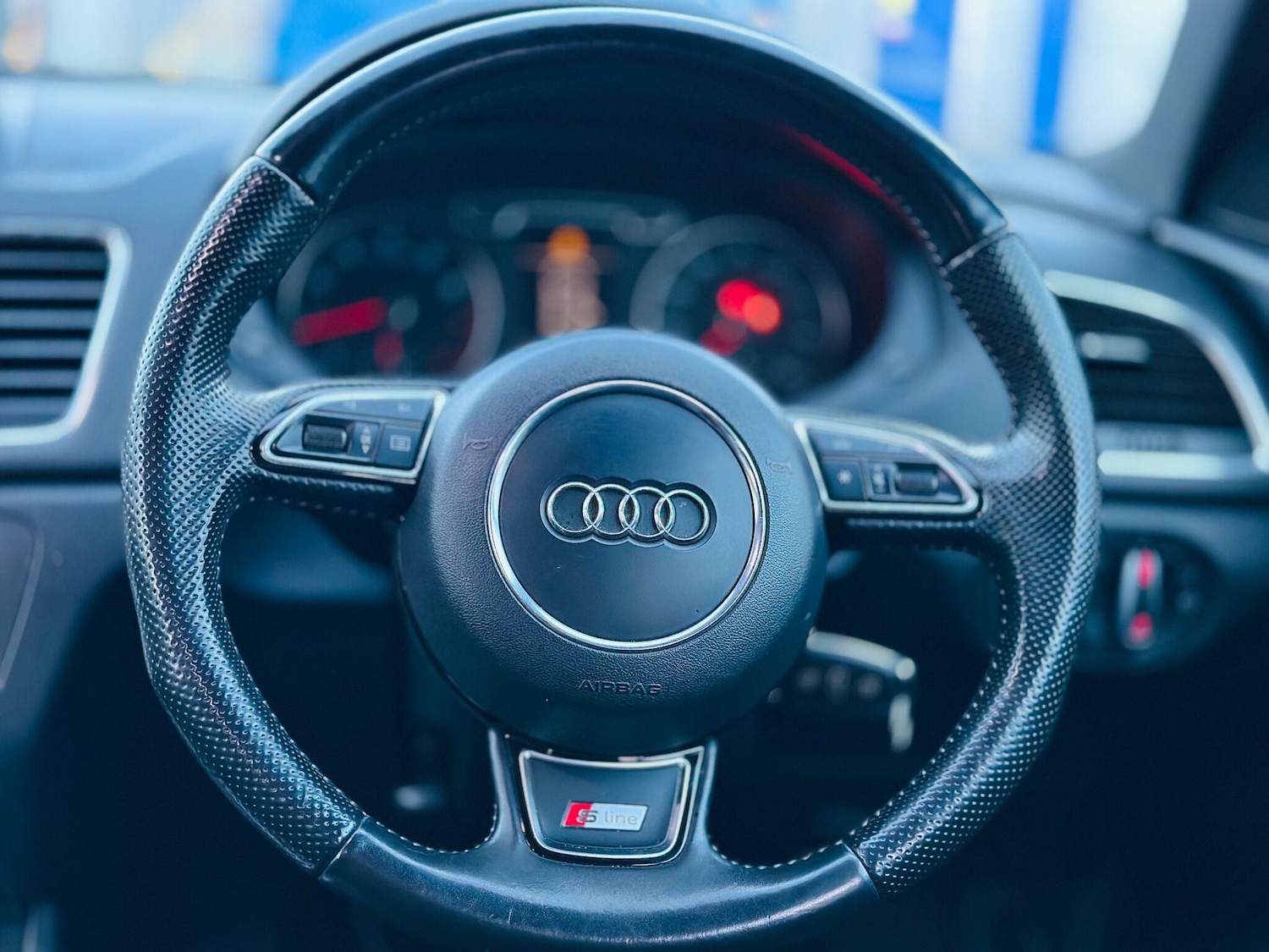 Used Audi Q3 2012 for sale - 76688719: Photo 14