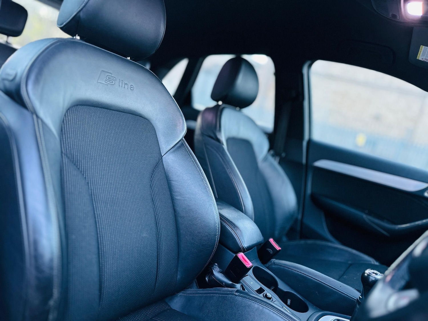 Used Audi Q3 2012 for sale - 76688719: Photo 25