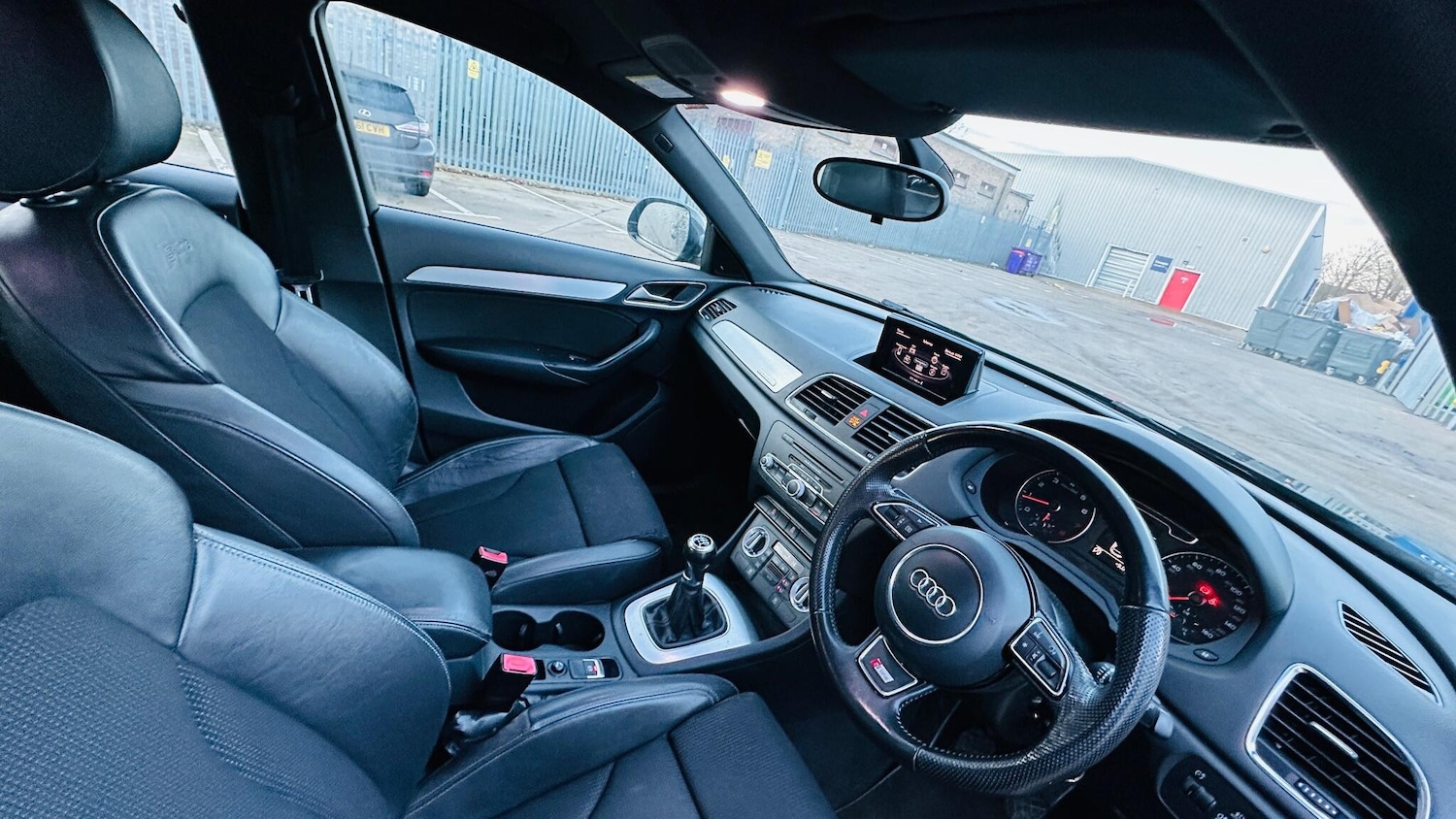 Used Audi Q3 2012 for sale - 76688719: Photo 26