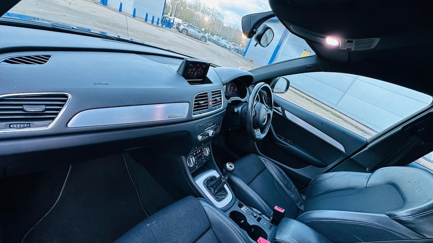 Used Audi Q3 2012 for sale - 76688719: Photo 29