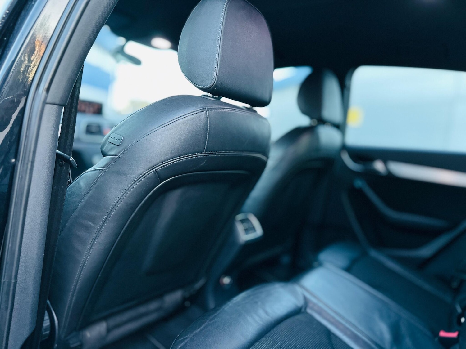 Used Audi Q3 2012 for sale - 76688719: Photo 35