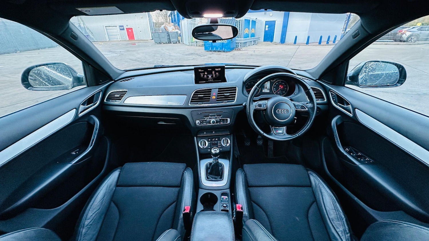 Used Audi Q3 2012 for sale - 76688719: Photo 38