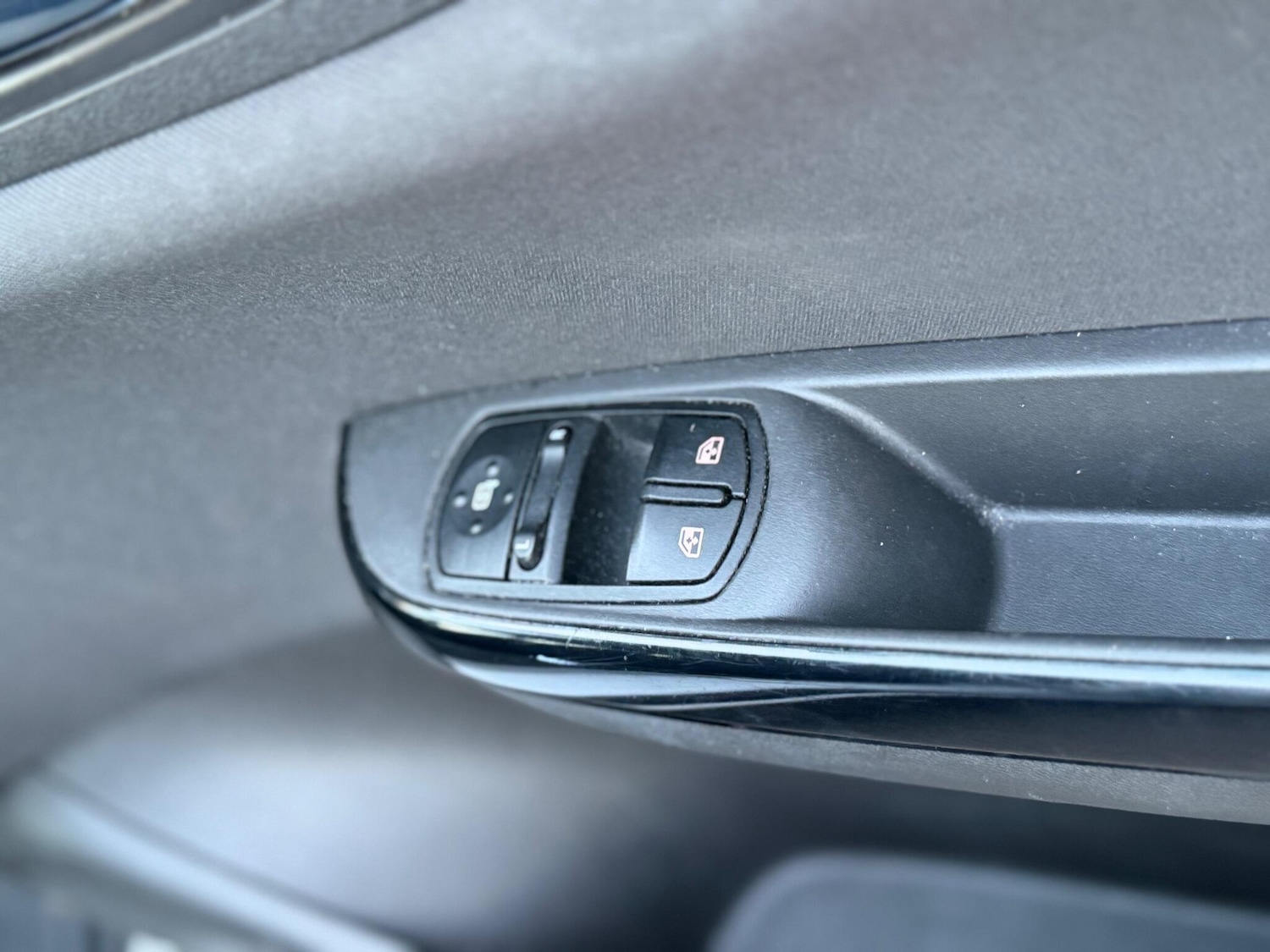Used Vauxhall Corsa 2015 for sale - 76072382: Photo 21