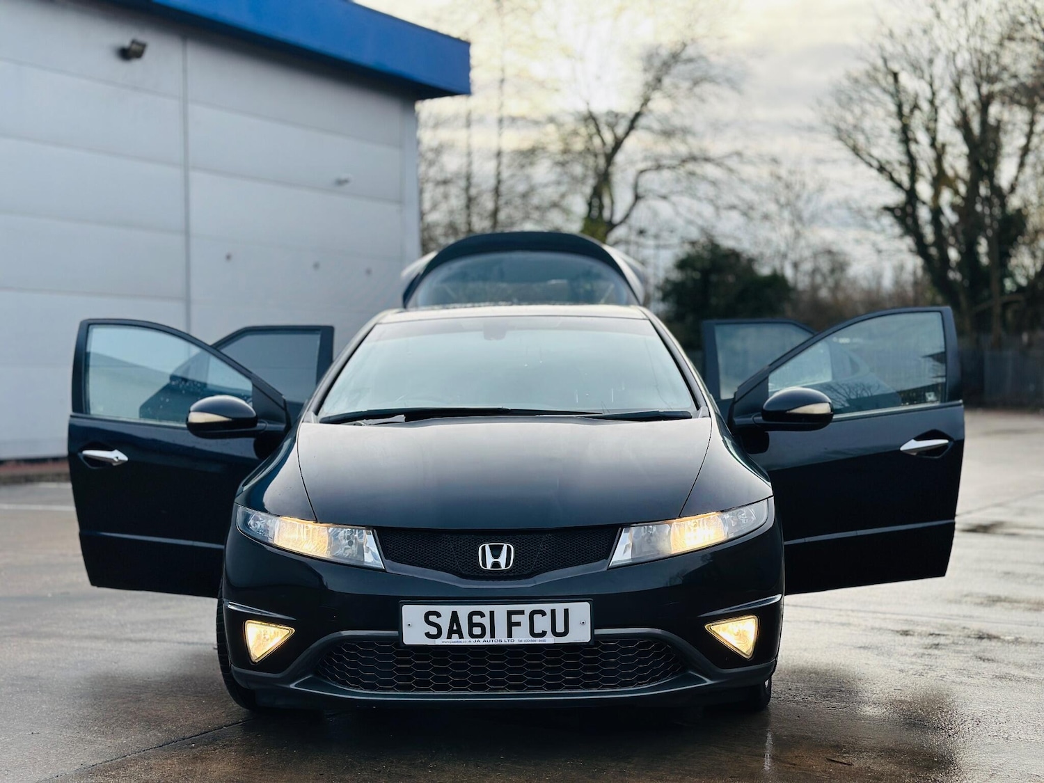 Used Honda Civic 2011 for sale - 77084455: Photo 10