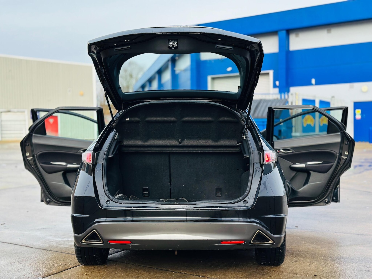 Used Honda Civic 2011 for sale - 77084455: Photo 11