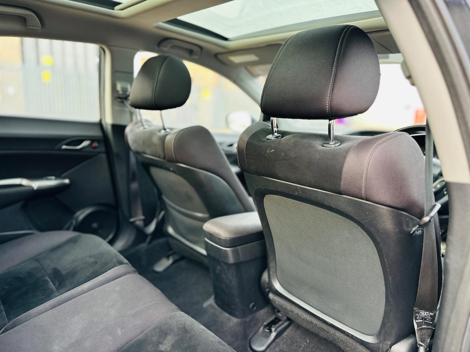 Used Honda Civic 2011 for sale - 77084455: Photo 31