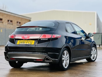 Used Honda Civic 2011 for sale - 77084455: Photo