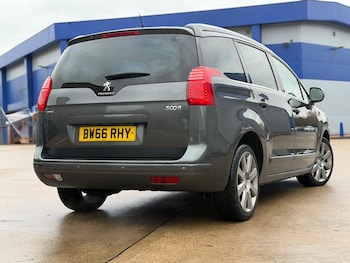 Used Peugeot 5008 2016 for sale - 76484976: Photo
