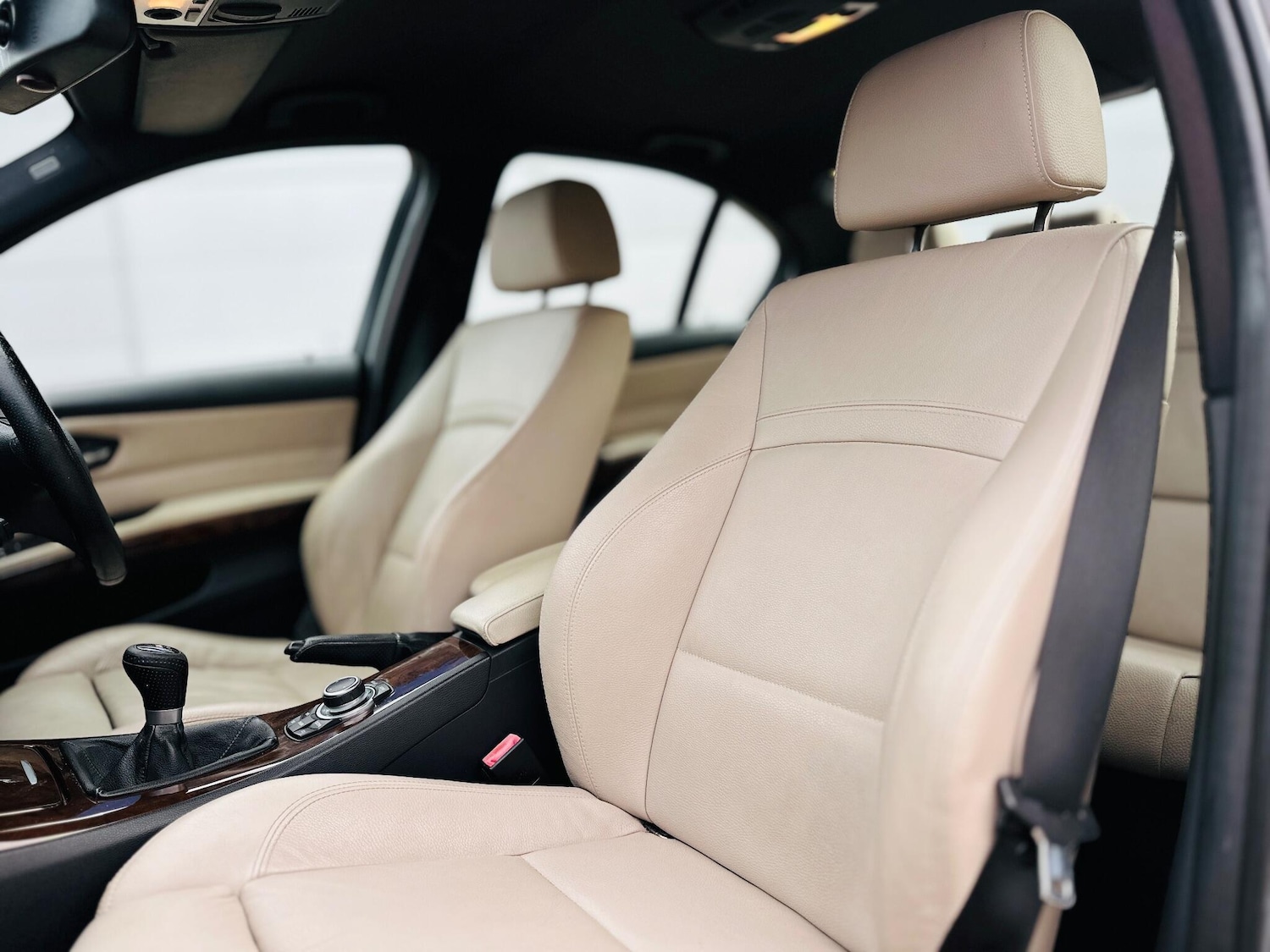 Used BMW 3 Series 2010 for sale - 76423508: Photo 27