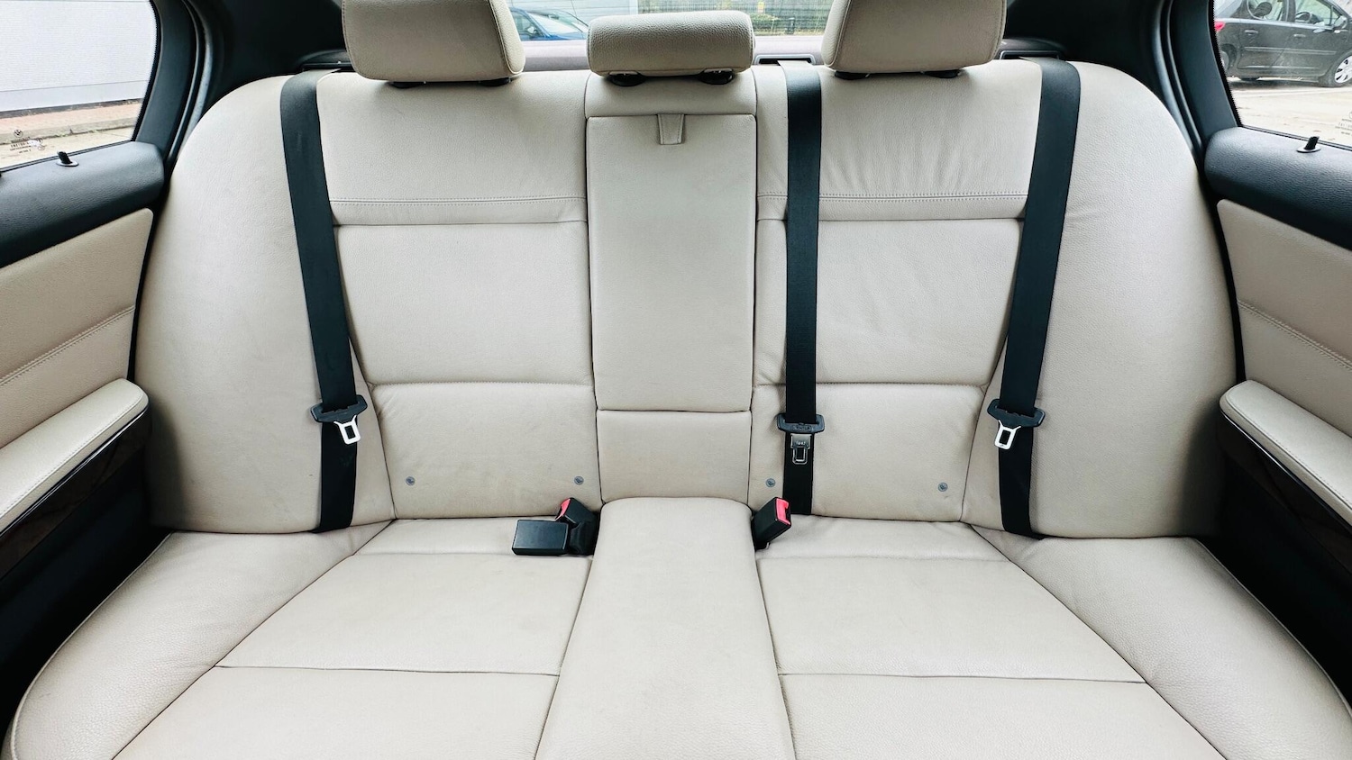 Used BMW 3 Series 2010 for sale - 76423508: Photo 36