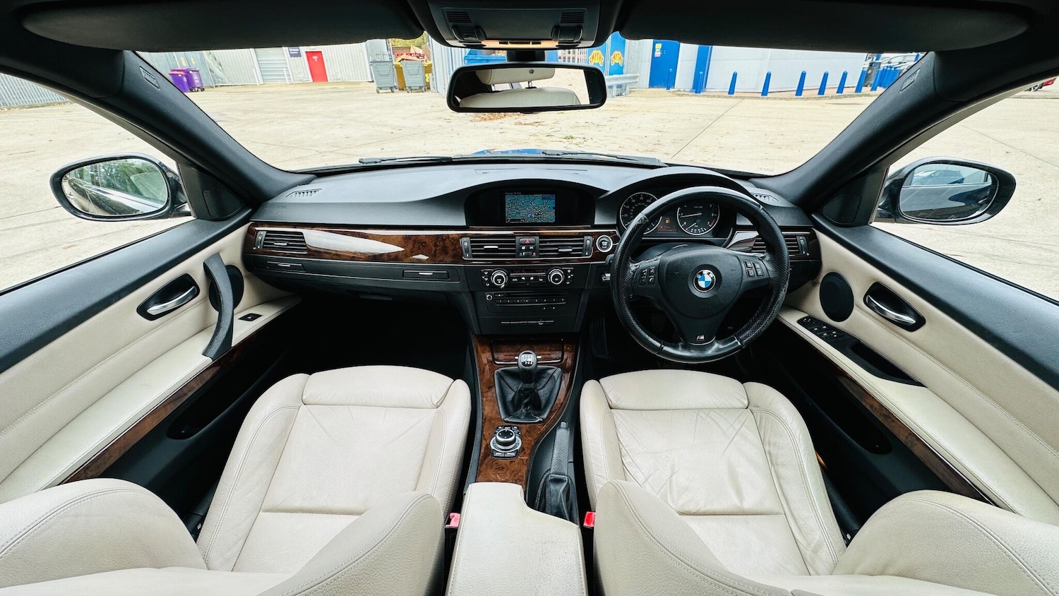 Used BMW 3 Series 2010 for sale - 76423508: Photo 37