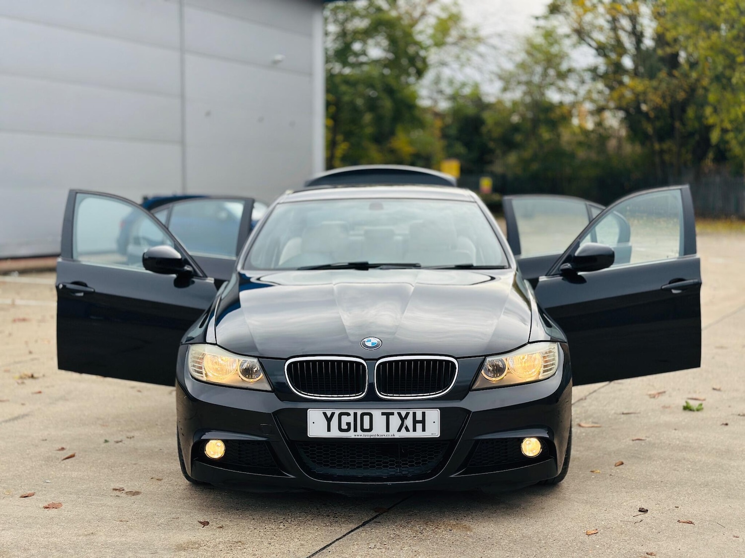 Used BMW 3 Series 2010 for sale - 76423508: Photo 46