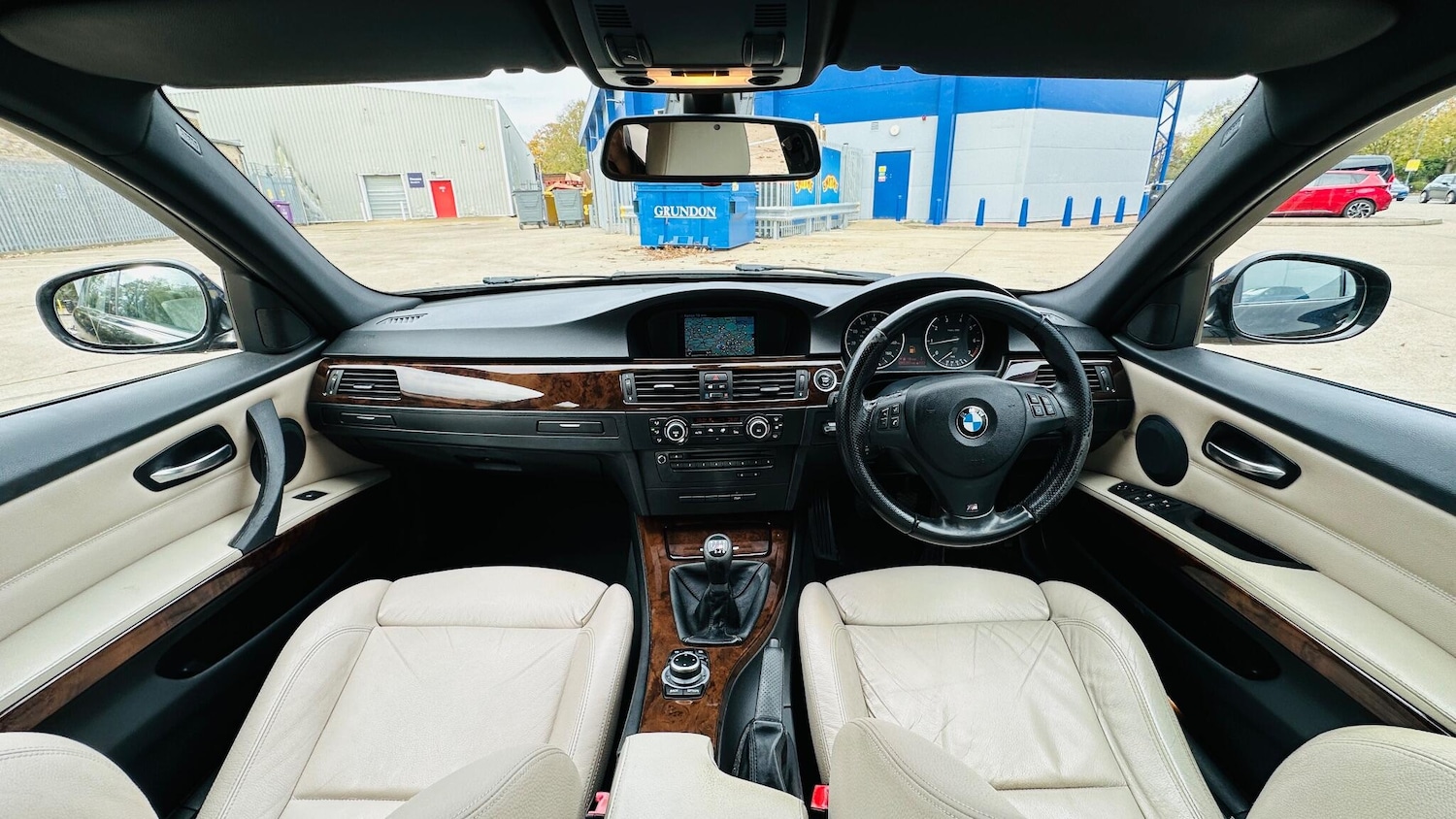 Used BMW 3 Series 2010 for sale - 76423508: Photo 53